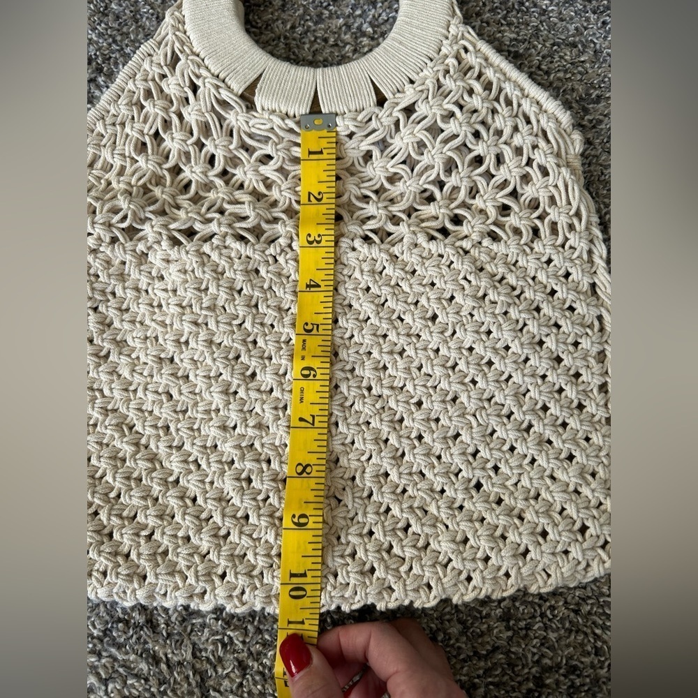 5/$25 Quality designed macrame round wooden handled Boho purse - Picture 7 of 8